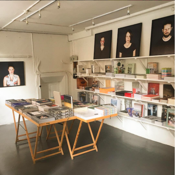 CinnoberShop bøger butik